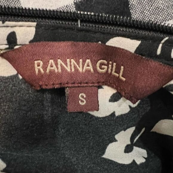 Ranna Gill Anthropologie Long Sleeve Printed Madine Romper Size small - Picture 9 of 13